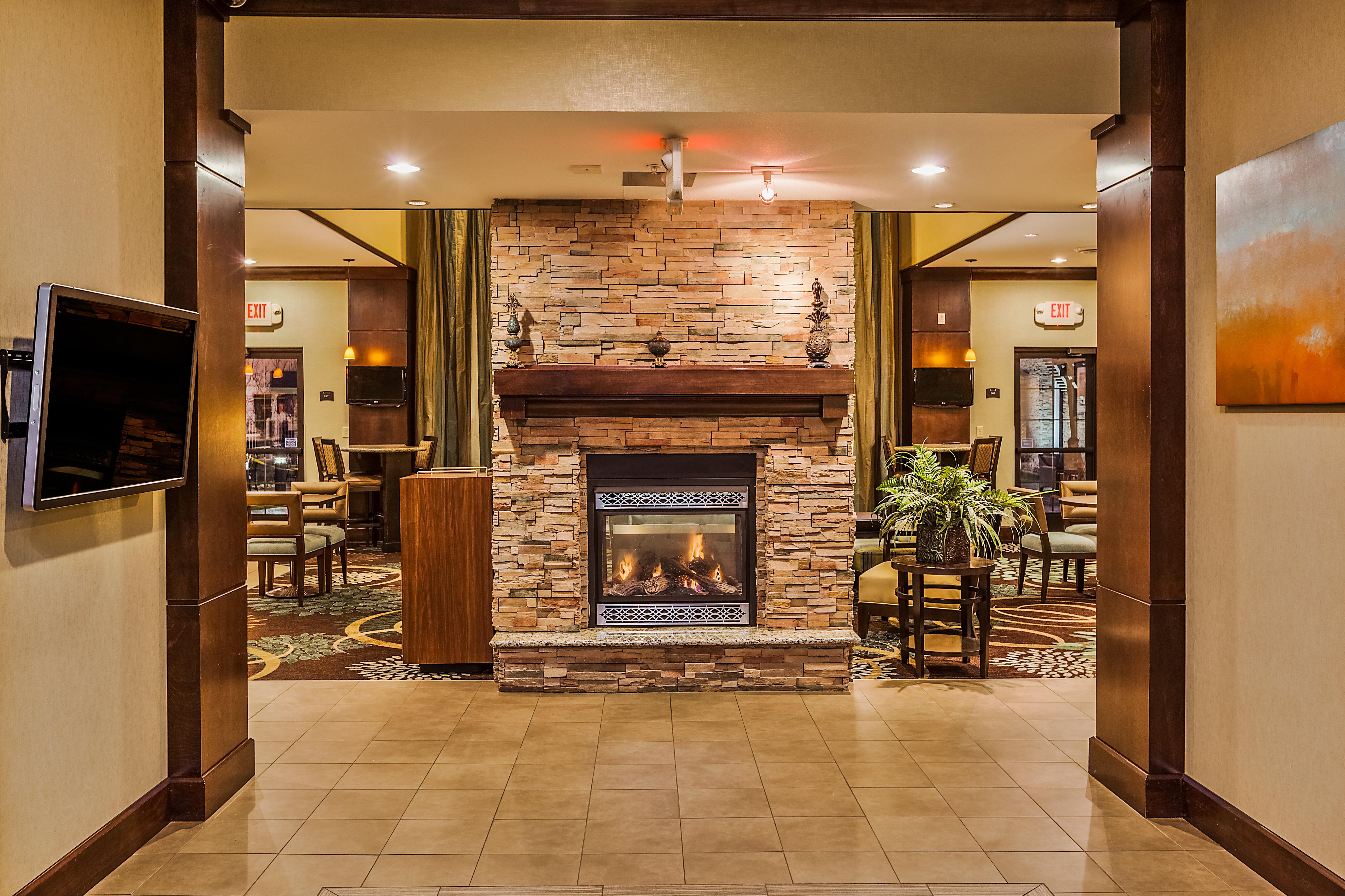 Staybridge Suites Bismarck By Ihg Экстерьер фото