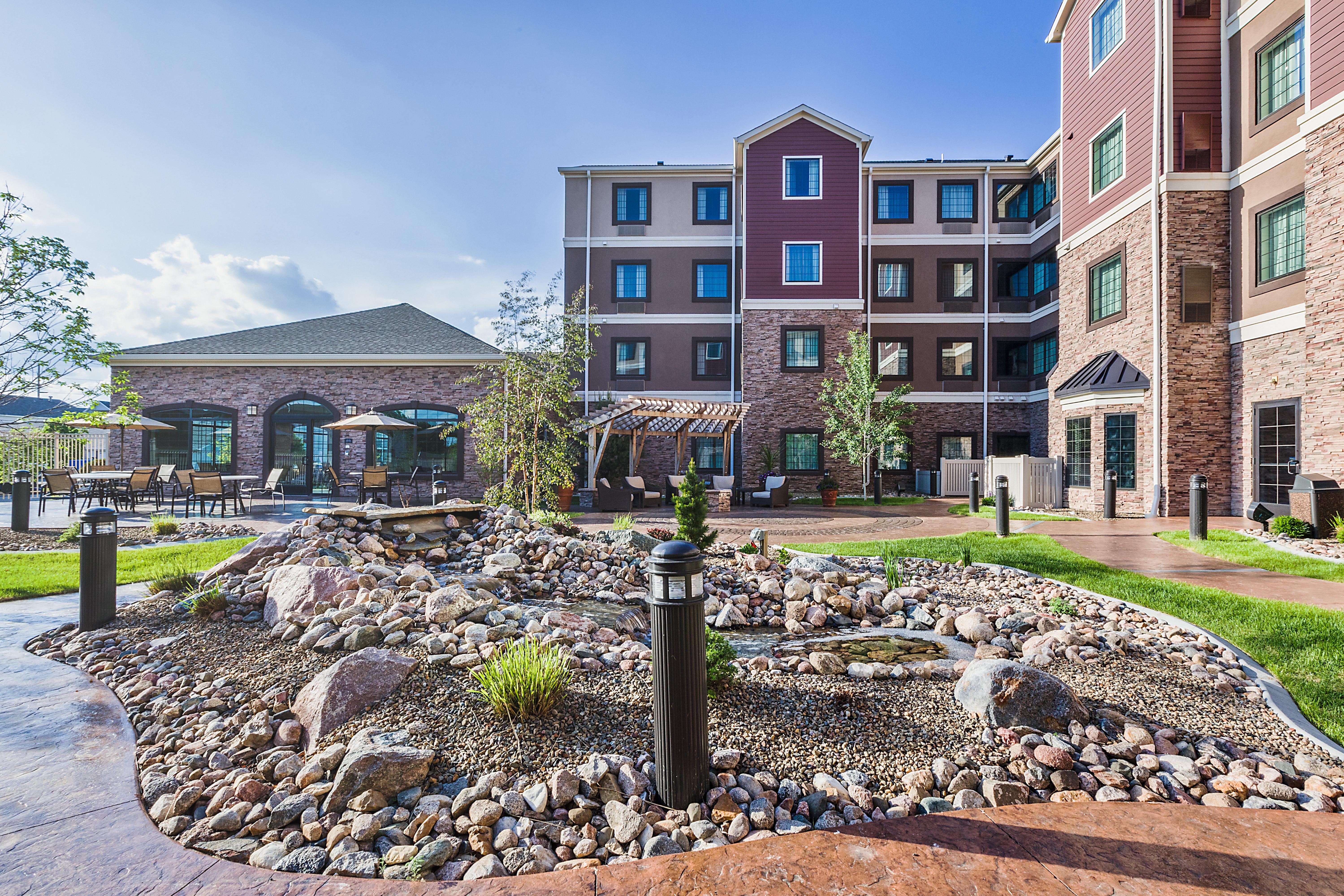 Staybridge Suites Bismarck By Ihg Экстерьер фото